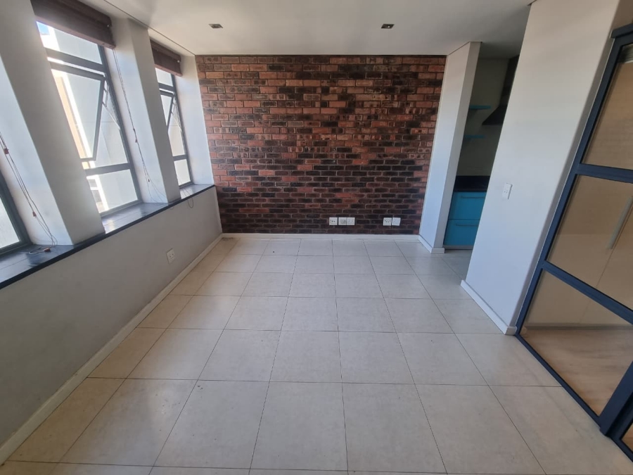 1 Bedroom Property for Sale in Cape Town City Centre Western Cape